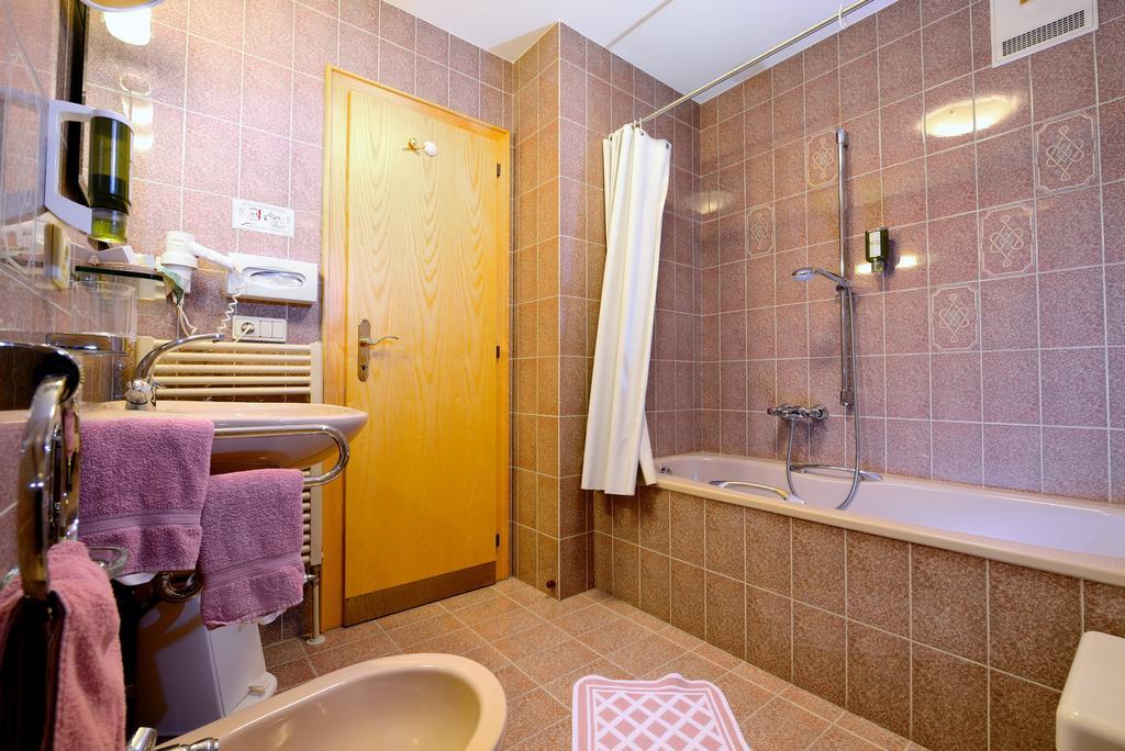 Residence Bacher Валдаора ди Сопра Стая снимка